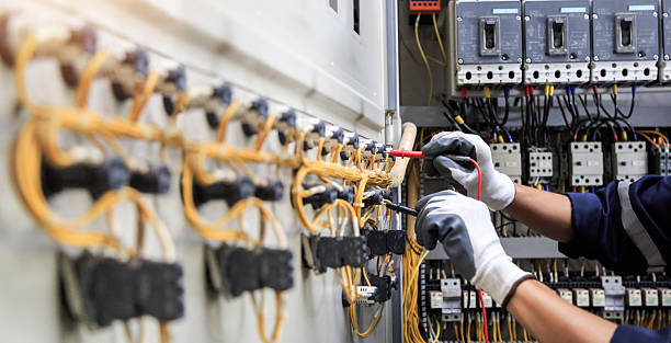 Professional Electrician technician working in West Point, NE